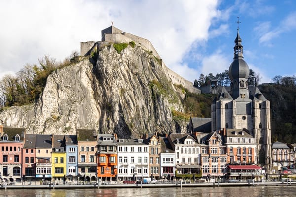 Dinant, descubriendo la joya de Valonia