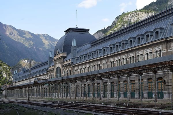 Las estaciones de tren más bonitas de España