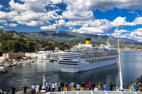 Cruceros que vuelven este verano