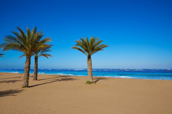 Denia y sus 10 mejores playas de arena blanca