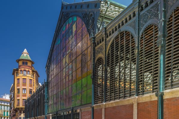 Los mercados de abastos con más encanto de España